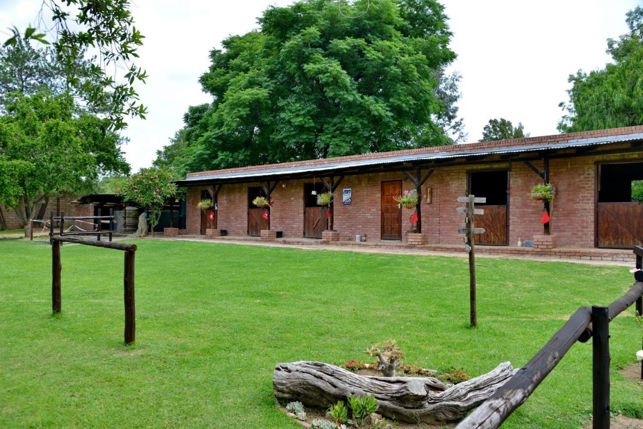 Owls Loft Guest House Midrand Esterno foto